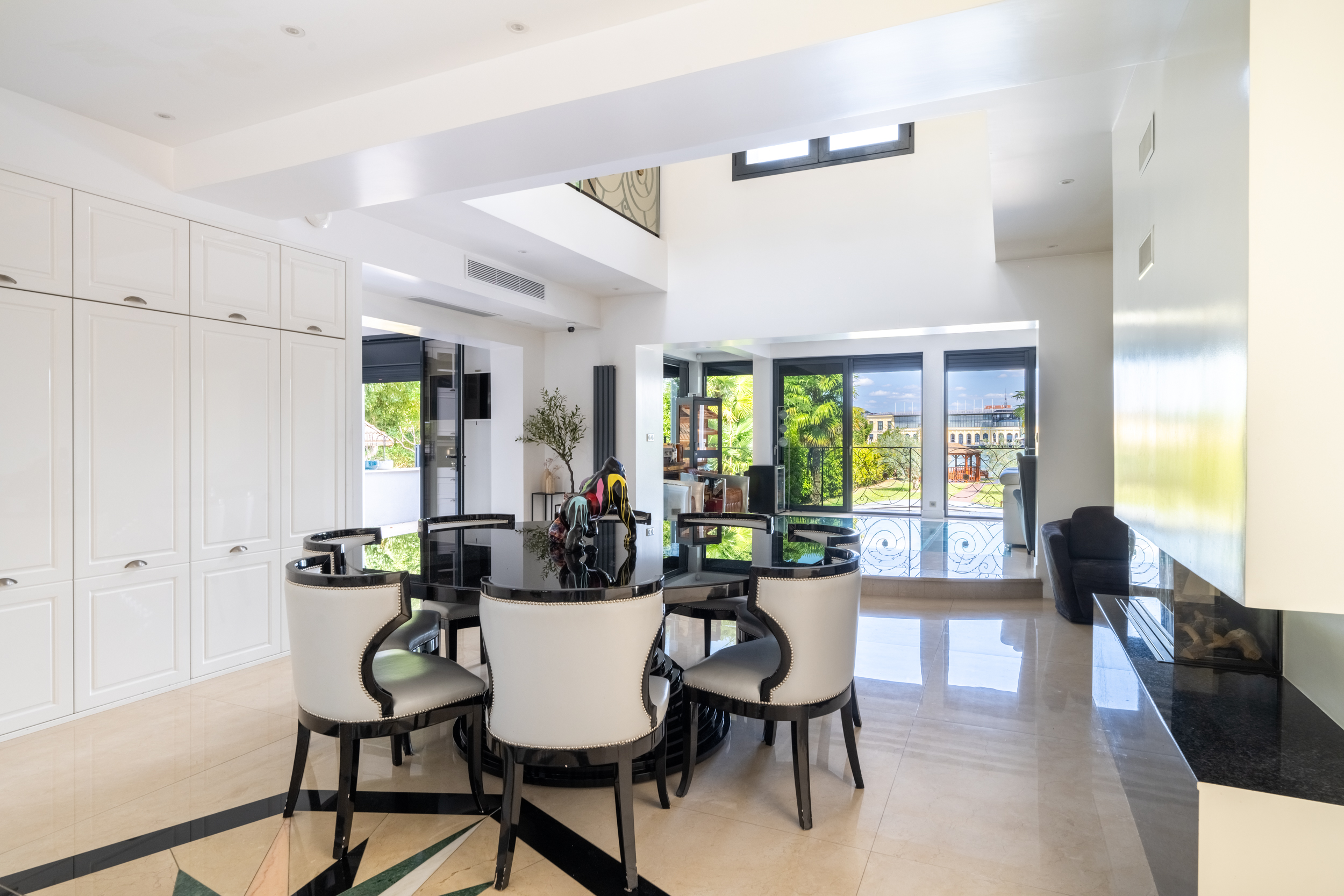 6 Bd du Lac 95880 Enghien-les-Bain-023